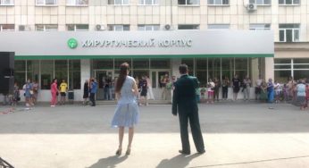 Росгвардия поздравила маленьких пациентов областной больницы в Екатеринбурге праздничным концертом
