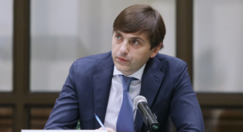 Министр просвещения Кравцов: в школы вернут уроки трудового воспитания