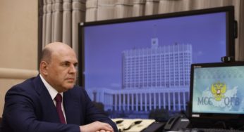 Мишустин поручил проработать возведение судов ледового класса для Севморпути