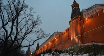 Снег и мороз ожидают москвичей в новогоднюю ночь