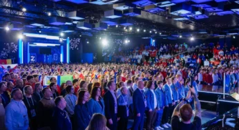 На Съезде Движения Первых наградили победителей Всероссийского конкурса «Премия Первых»
