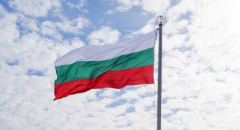 Посол Митрофанова: Болгария не готова к решению вопроса о памятнике СССР