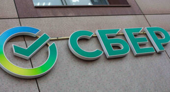 Сбербанк в июле сократил выдачи ипотеки вдвое — до 208 млрд рублей