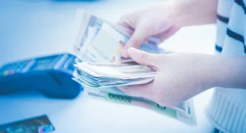 Зампред ВТБ: Доля кредитов в недружественных валютах упала до 8%