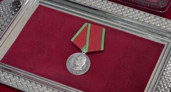 Росгвардейцам вручены боевые награды в Главном госпитале ведомства