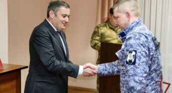 Военнослужащим и сотрудникам Управления Росгвардии по Курской области вручили государственные награды