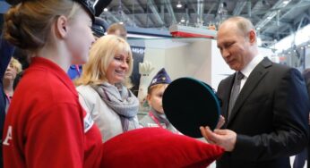 Президент России приветствовал участников и гостей фестиваля «От Винта!» в Самарской области и поздравил их с 20-летним юбилеем его деятельности